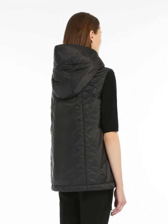 Gilet matelassé à capuche hydrofuge, noir Gilet matelassé à capuche hydrofuge, noir