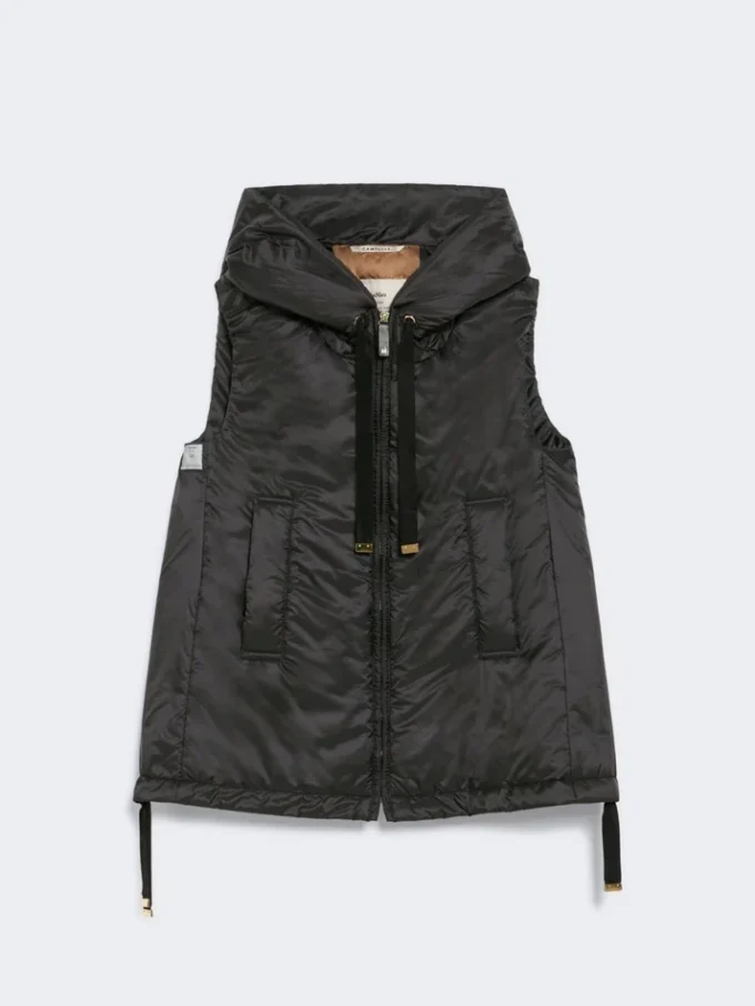Gilet matelassé à capuche hydrofuge, noir Gilet matelassé à capuche hydrofuge, noir