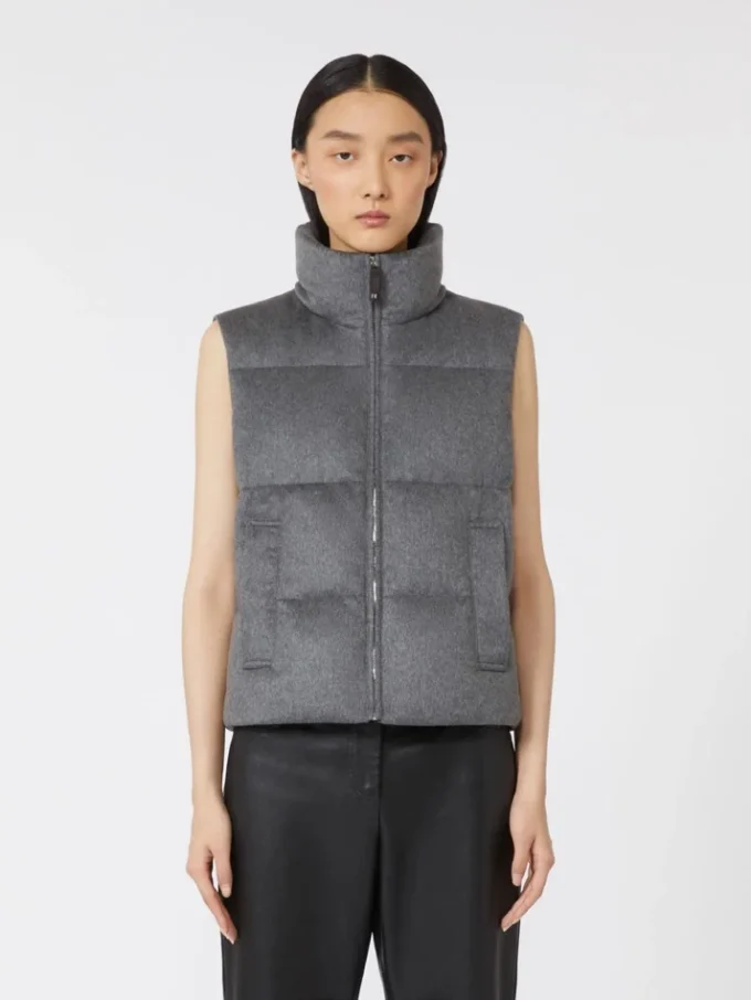 Gilet matelassé en cachemire et toile, gris moyen, déperlant Gilet matelassé en cachemire et toile, gris moyen, déperlant