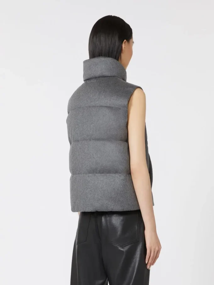Gilet matelassé en cachemire et toile, gris moyen, déperlant Gilet matelassé en cachemire et toile, gris moyen, déperlant