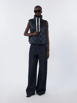 Gilet matelassé en toile de nylon hydrofuge, bleu nuit