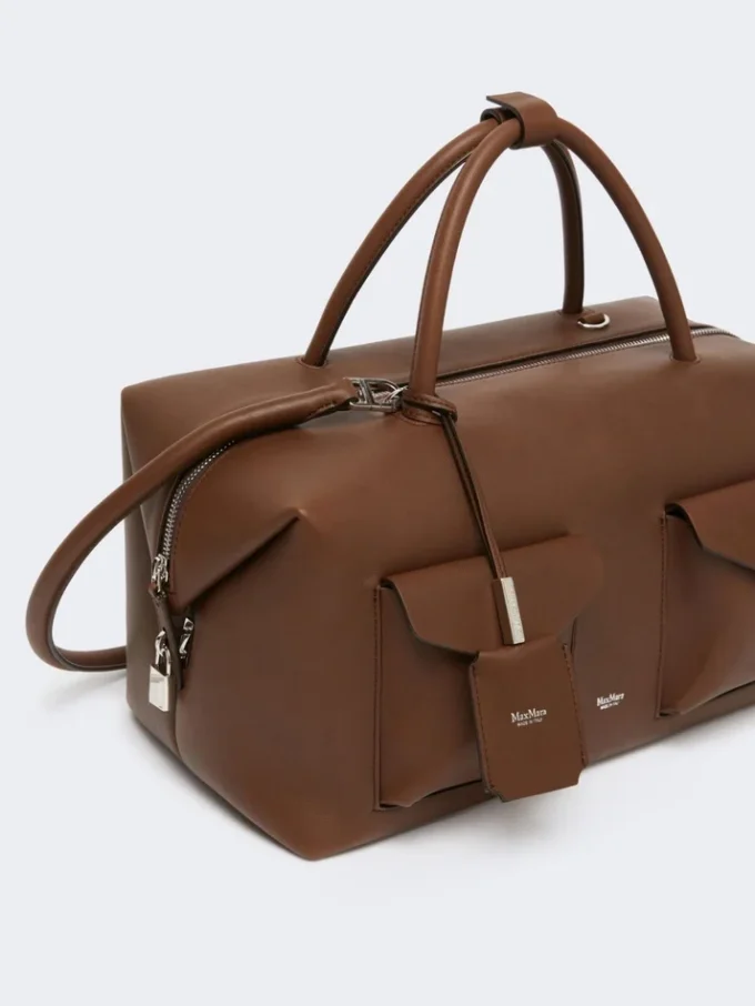 Grand sac Boston en cuir avec poches, marron Grand sac Boston en cuir avec poches, marron