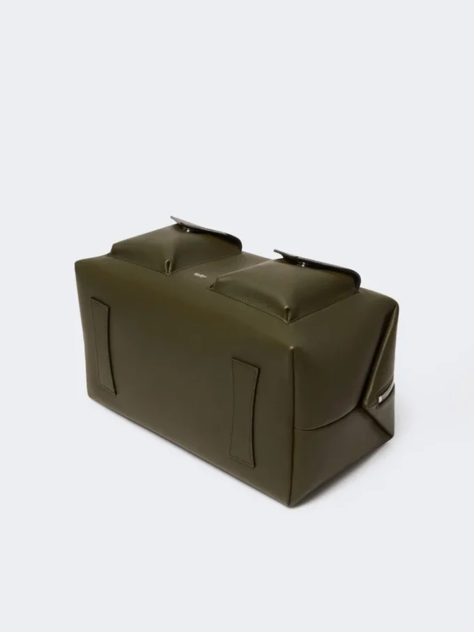 Grand sac Boston en cuir avec poches, marron foncé Grand sac Boston en cuir avec poches, marron foncé