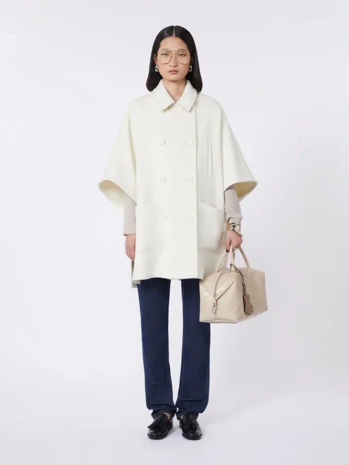 Grand sac Boston en cuir imprimé crocodile, couleur ice Grand sac Boston en cuir imprimé crocodile, couleur ice