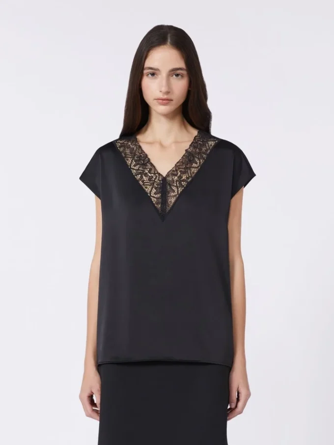 Haut féminin en satin, noir Haut féminin en satin, noir