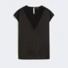 Haut féminin en satin, noir Haut féminin en satin, noir