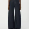 Jean en denim de coton à jambes larges, bleu marine Jean en denim de coton à jambes larges, bleu marine
