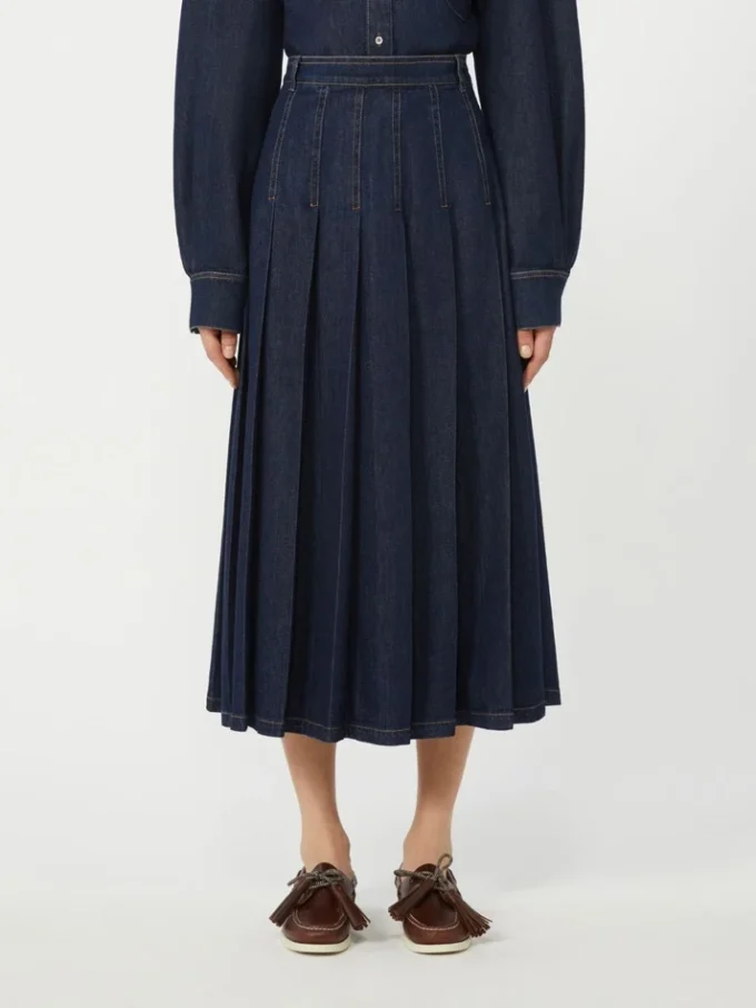 Jupe en denim plissée, bleu marine Jupe en denim plissée, bleu marine