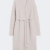 Long cardigan en alpaga et laine, couleur sable Long cardigan en alpaga et laine, couleur sable