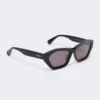 Lunettes de soleil carrées et audacieuses, noires Lunettes de soleil carrées et audacieuses, noires