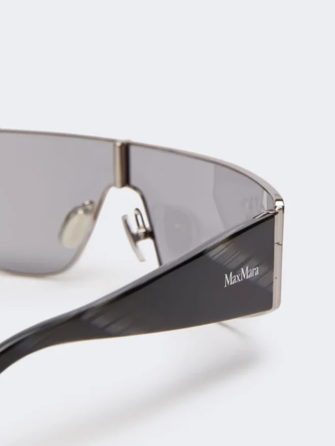 Lunettes de soleil de type « shield », noires Lunettes de soleil de type « shield », noires