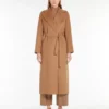 Manteau cache-cœur en laine drapée, couleur camel Manteau cache-cœur en laine drapée, couleur camel