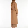 Manteau cache-cœur en laine drapée, couleur camel Manteau cache-cœur en laine drapée, couleur camel