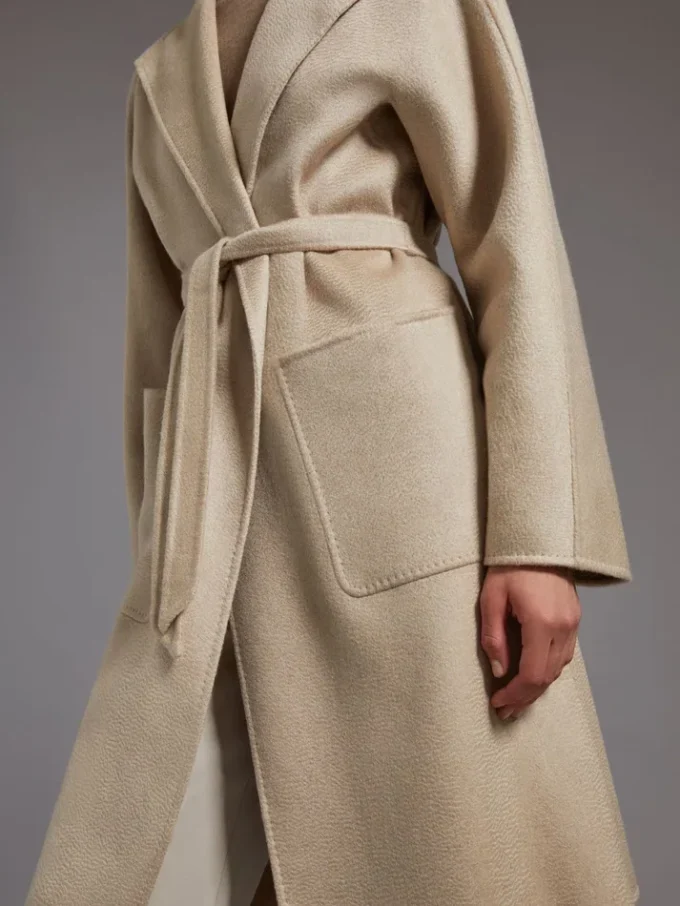 Manteau-cardigan midi en cachemire, couleur sable Manteau-cardigan midi en cachemire, couleur sable
