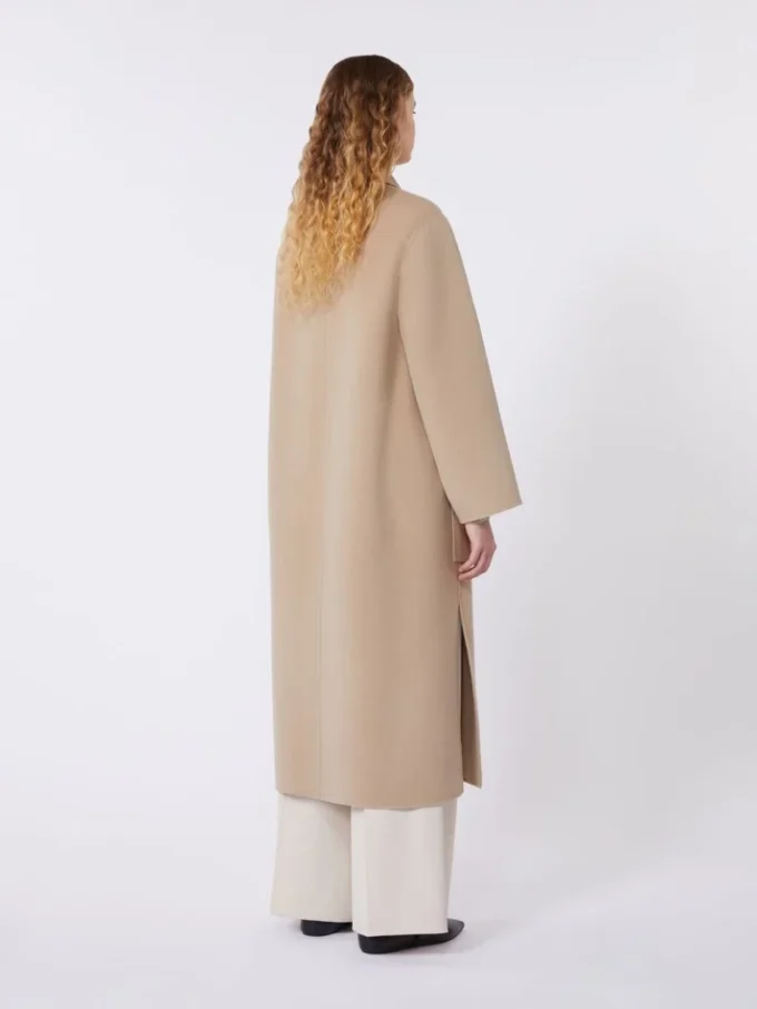Manteau en laine mélangée double face, couleur camel Manteau en laine mélangée double face, couleur camel