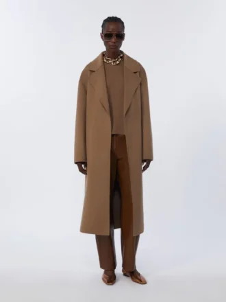 Manteau long en laine, couleur camel