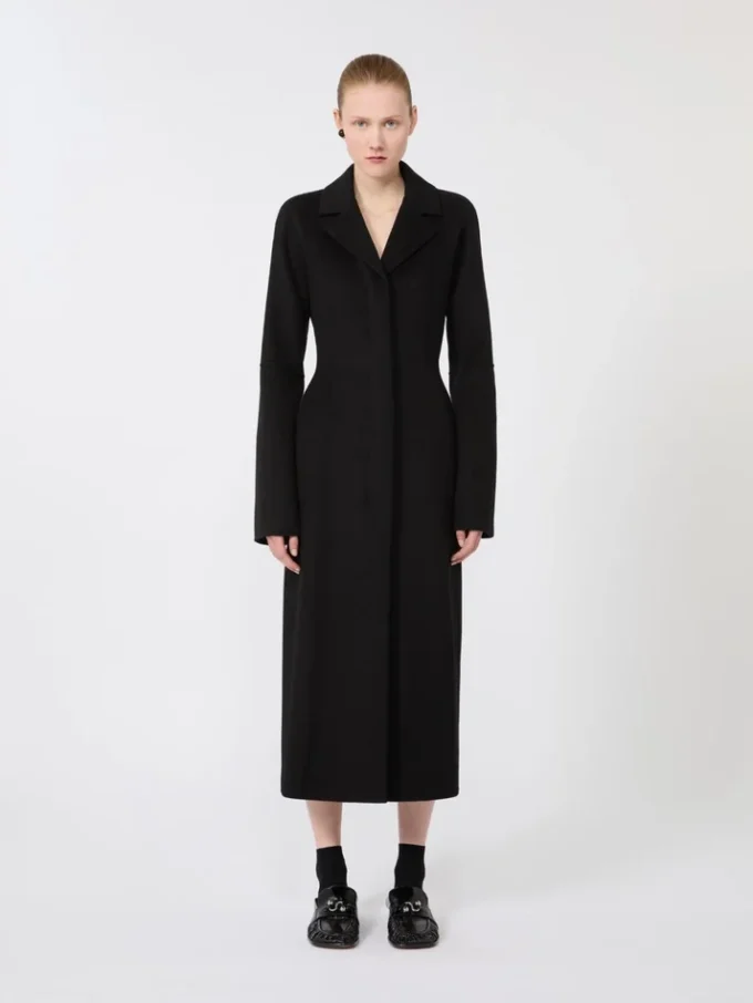Manteau long en laine coupe ajustée, noir