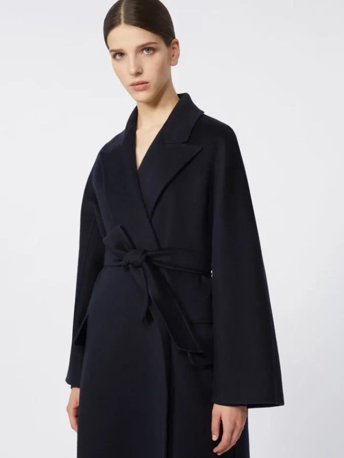 Manteau oversize en cachemire, bleu outremer Manteau oversize en cachemire, bleu outremer