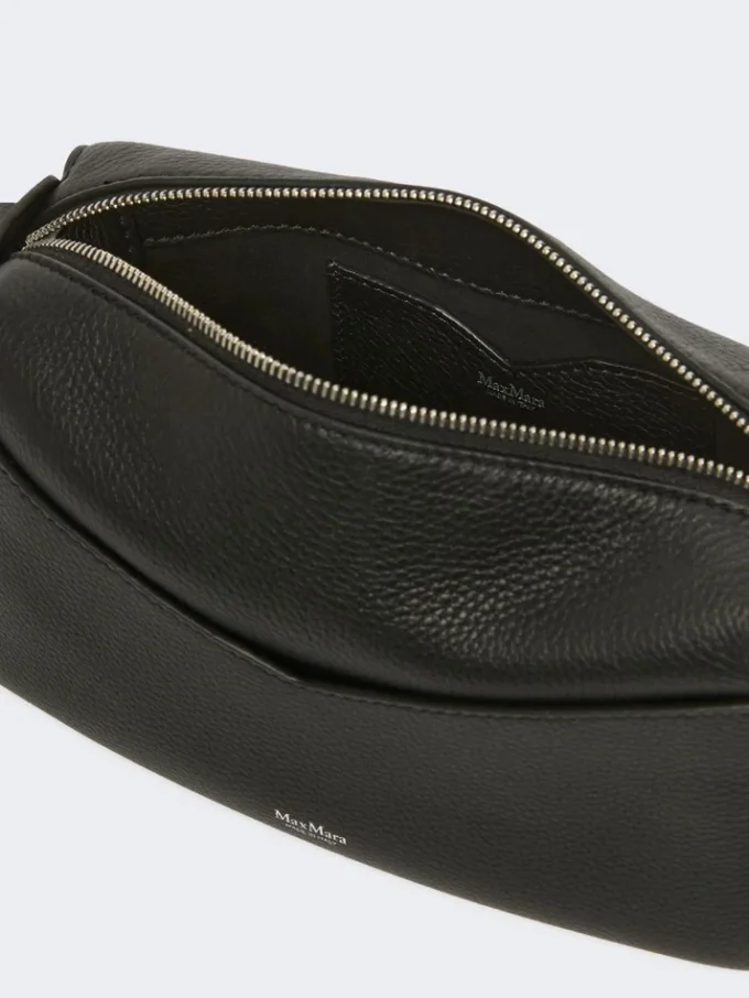 Micro-sac à main en cuir peu brillant, noir