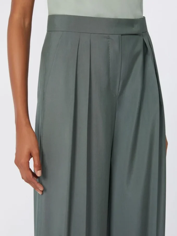 Pantalon ample en laine et soie, vert foncé Pantalon ample en laine et soie, vert foncé