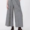 Pantalon Batavia en coton et ramie, bleu marine Pantalon Batavia en coton et ramie, bleu marine