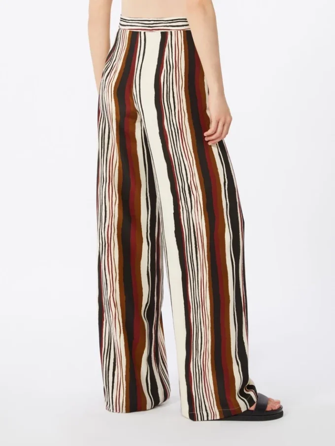 Pantalon en crêpe de Chine rayé, rouge brique