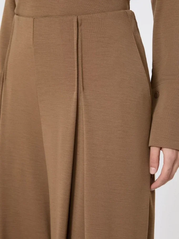 Pantalon en jersey de laine, couleur tabac Pantalon en jersey de laine, couleur tabac