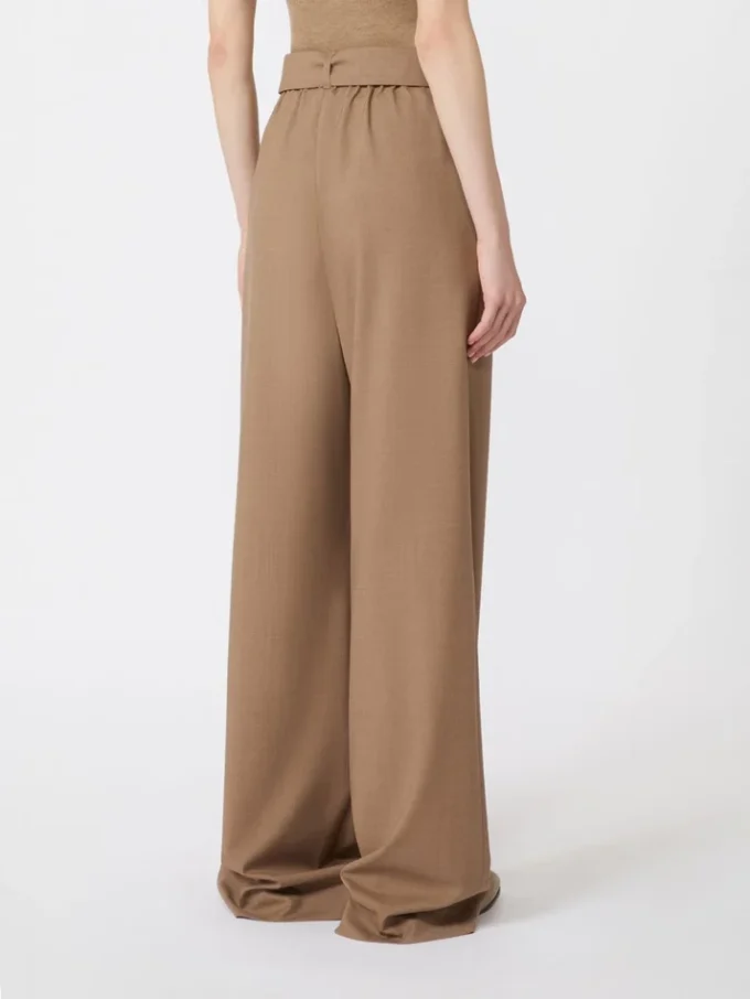 Pantalon en laine stretch, marron noisette Pantalon en laine stretch, marron noisette