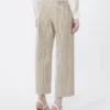 Pantalon en seersucker de coton et lin, couleur sable Pantalon en seersucker de coton et lin, couleur sable