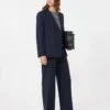 Blazer en laine extensible à double boutonnage, bleu marine Blazer en laine extensible à double boutonnage, bleu marine