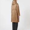 Parka matelassée en toile déperlante, couleur camel