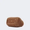 Petit sac marine en tissu teddy, couleur camel Petit sac marine en tissu teddy, couleur camel