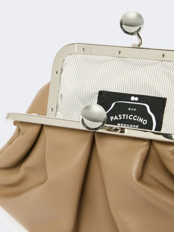 Petit sac Pasticcino en peau de mouton, couleur tourterelle