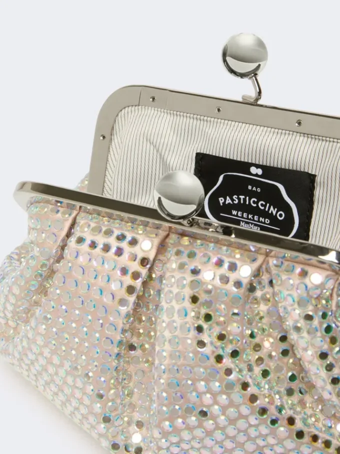Petit sac Pasticcino en satin orné de strass, rose antique Petit sac Pasticcino en satin orné de strass, rose antique