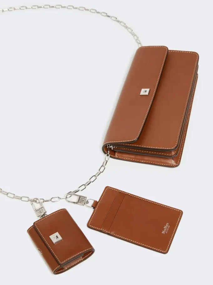 Pochette de téléphone en cuir, brun ambré Pochette de téléphone en cuir, brun ambré