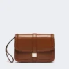 Pochette en cuir lisse, couleur tabac