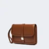 Pochette en cuir lisse, couleur tabac