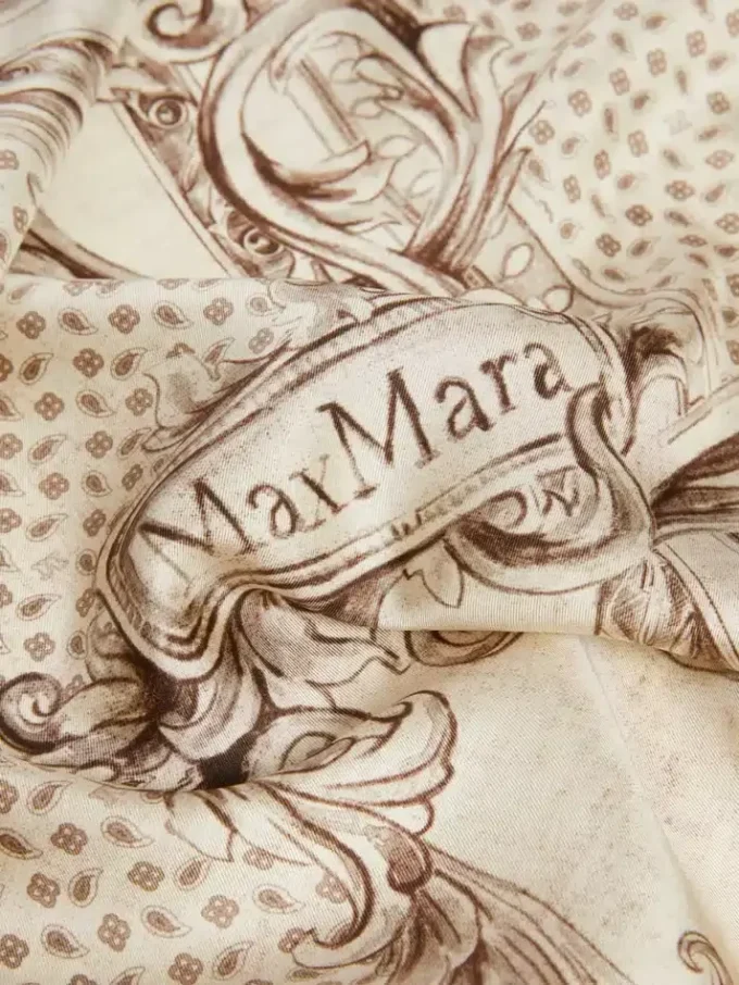 Pochette en soie imprimée, blanche