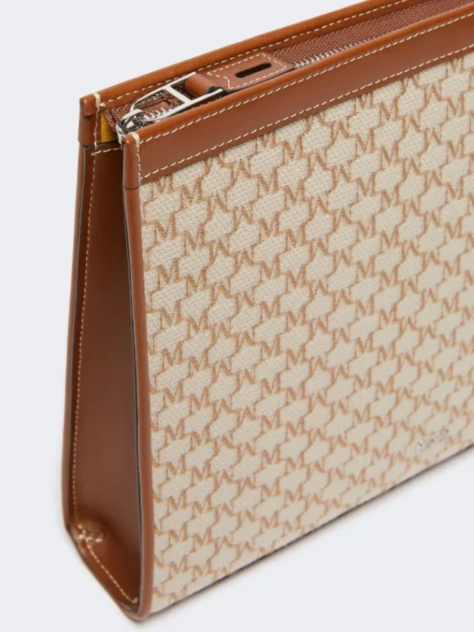 Pochette moyenne en jacquard de coton, marron noisette Pochette moyenne en jacquard de coton, marron noisette