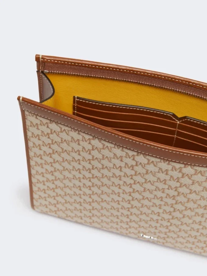 Pochette moyenne en jacquard de coton, marron noisette Pochette moyenne en jacquard de coton, marron noisette