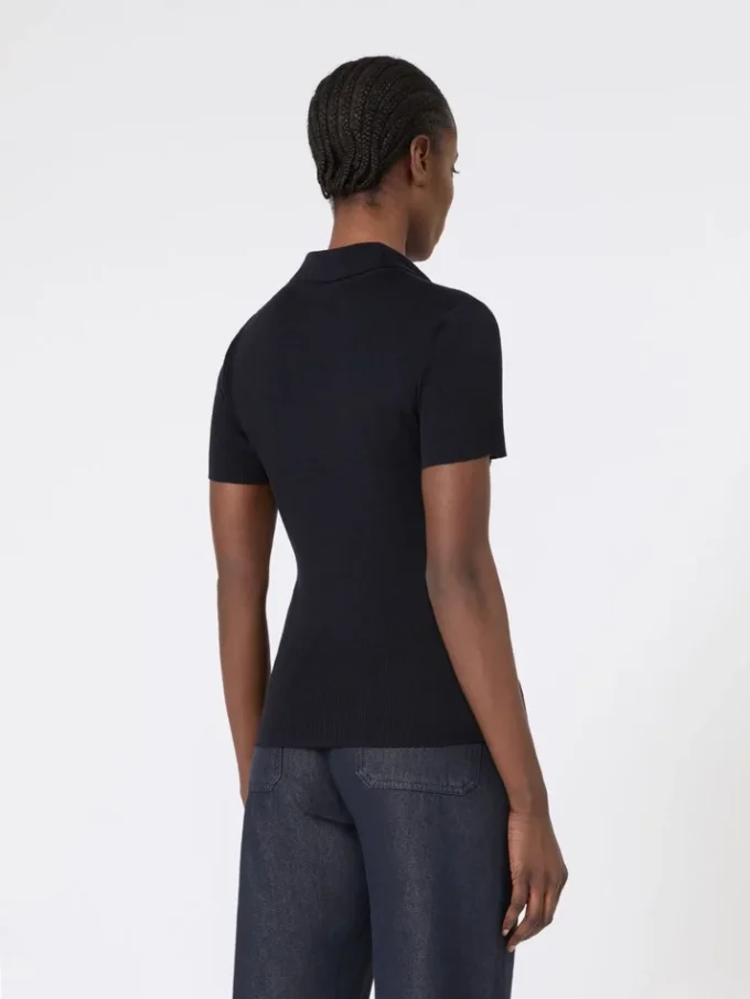 Polo en laine à côtes, bleu outremer Polo en laine à côtes, bleu outremer