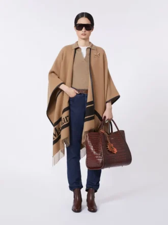 Poncho en laine jacquard, couleur camel
