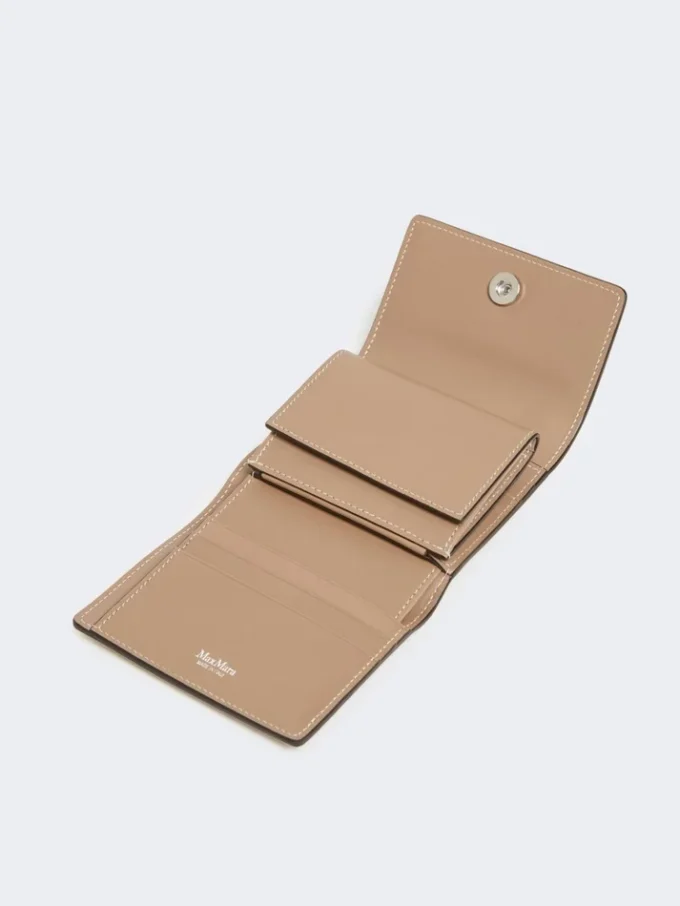 Portefeuille en cuir, couleur boue Portefeuille en cuir, couleur boue