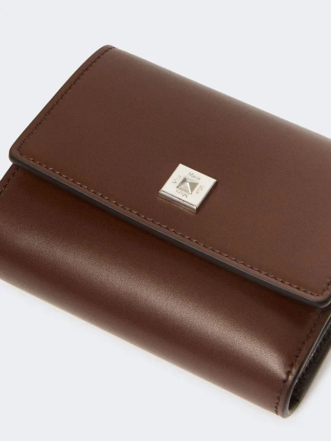 Portefeuille en cuir, couleur cacao Portefeuille en cuir, couleur cacao