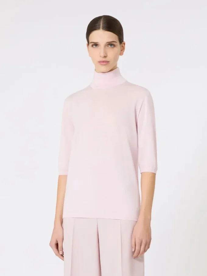 Pull à col roulé en laine au point jersey, rose Pull à col roulé en laine au point jersey, rose
