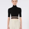 Pull court à col roulé en viscose stretch, noir Pull court à col roulé en viscose stretch, noir
