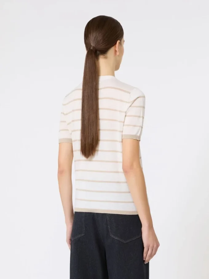 Pull en cachemire et soie, beige Pull en cachemire et soie, beige
