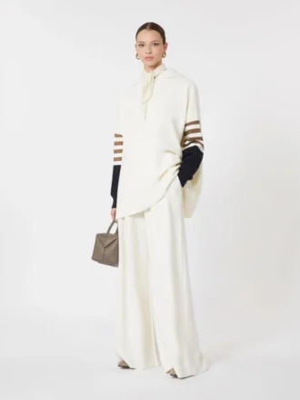 Pull oversize en maille de laine, ivoire