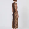 Robe ajustée en jersey de tulle, dégradé de beige Robe ajustée en jersey de tulle, dégradé de beige