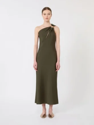 Robe asymétrique en satin brillant, vert mousse
